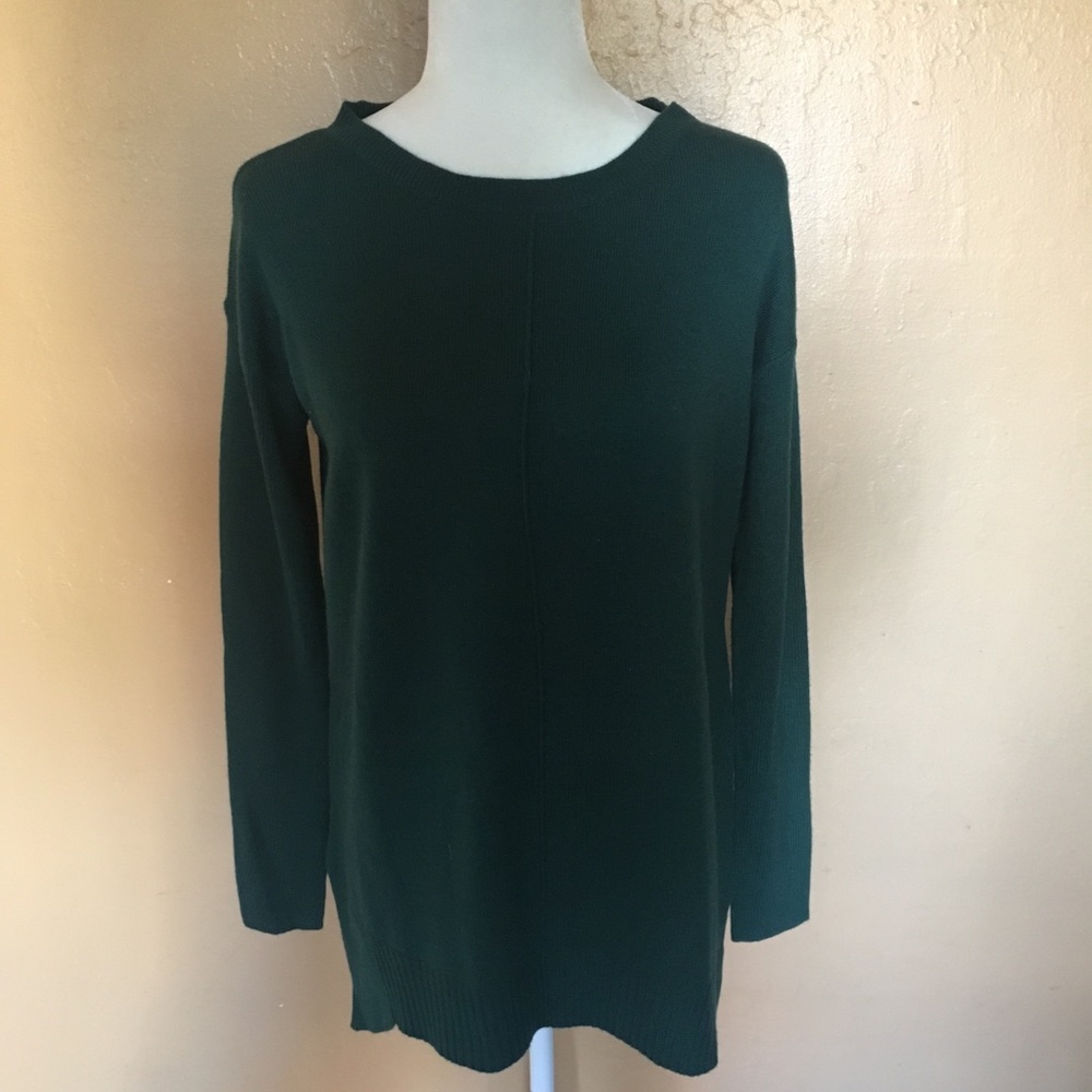 ⭐️✨3 for $20 ✨⭐️ Ann hunter green sweater size extra small